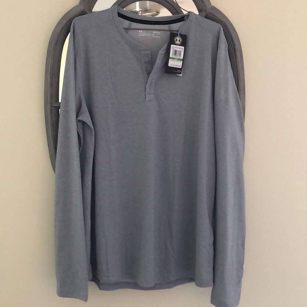 Under armor men’s shirt